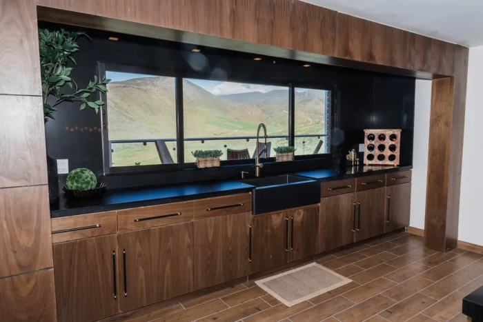 140389e0-9233-414a-9e9f-1f92943c7857